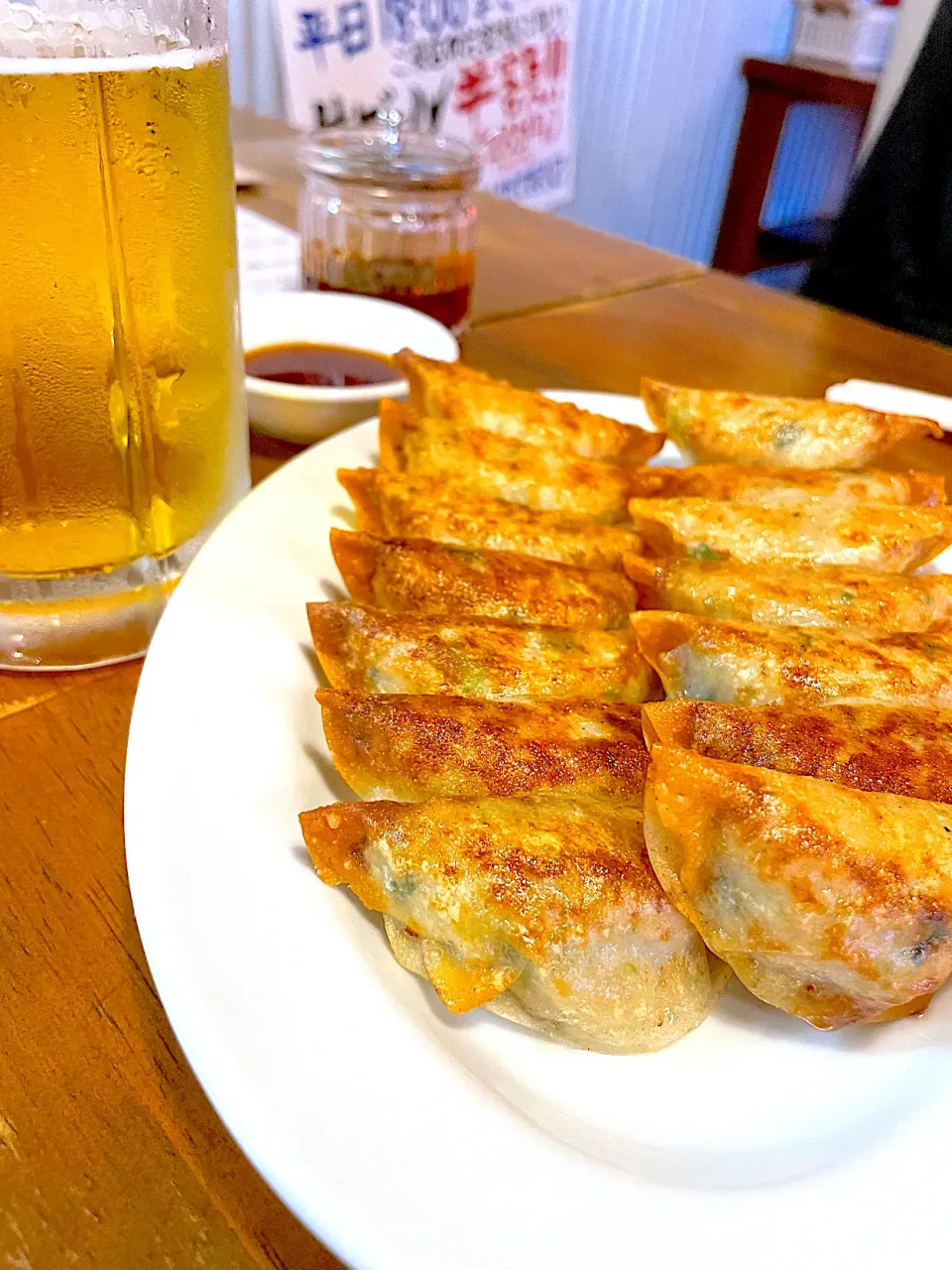 いまどき安兵衛の屋台餃子🥟🥟|おかちさん