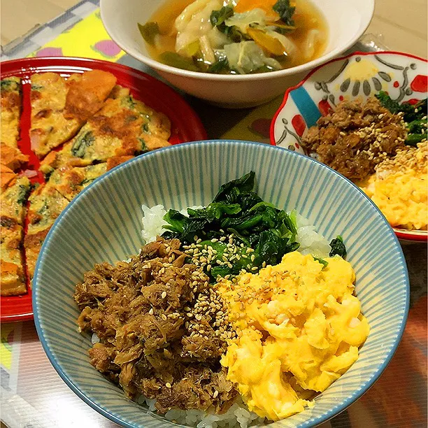 サバ缶で三色丼♬|panchiさん