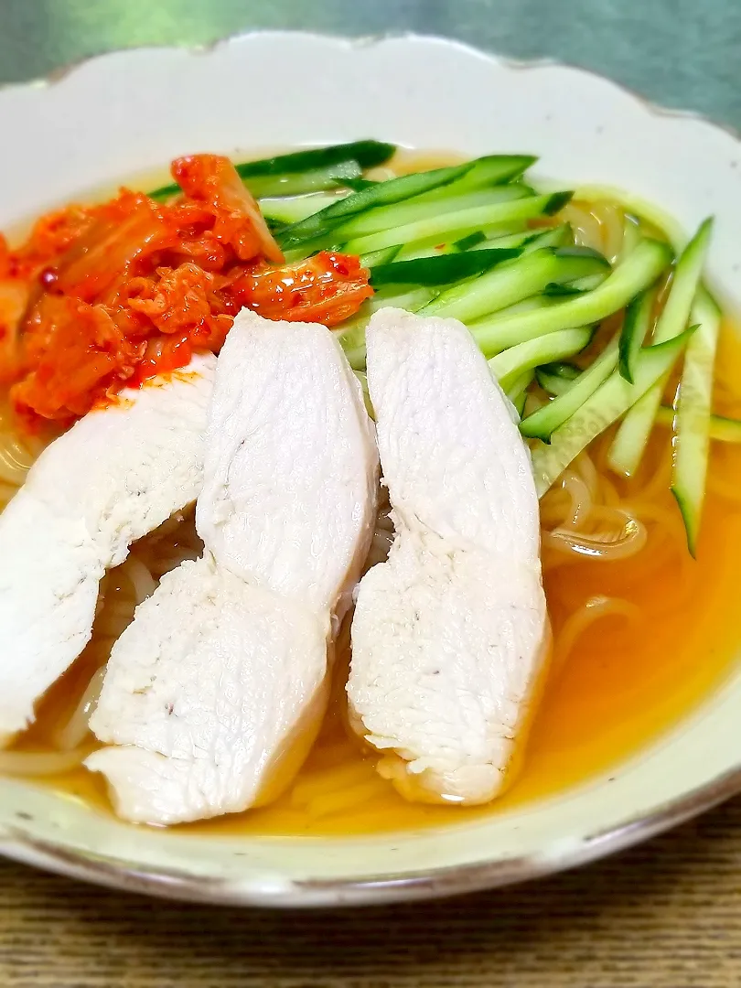 Snapdishの料理写真:パパ作👨いつもの盛岡冷麺|ぱんだのままんさん