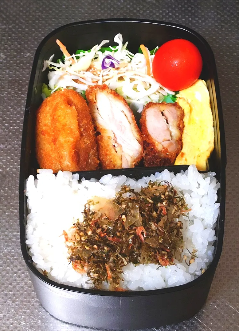 Snapdishの料理写真:チキンカツ弁当|黒川克博さん