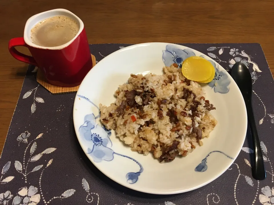 牛肉納豆炒飯(朝ご飯)|enarinさん