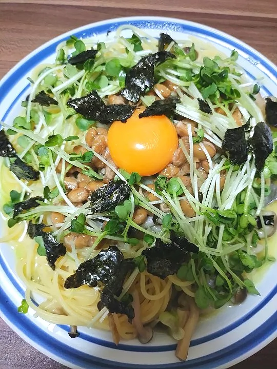 納豆とカイワレ大根のパスタ|シンさん