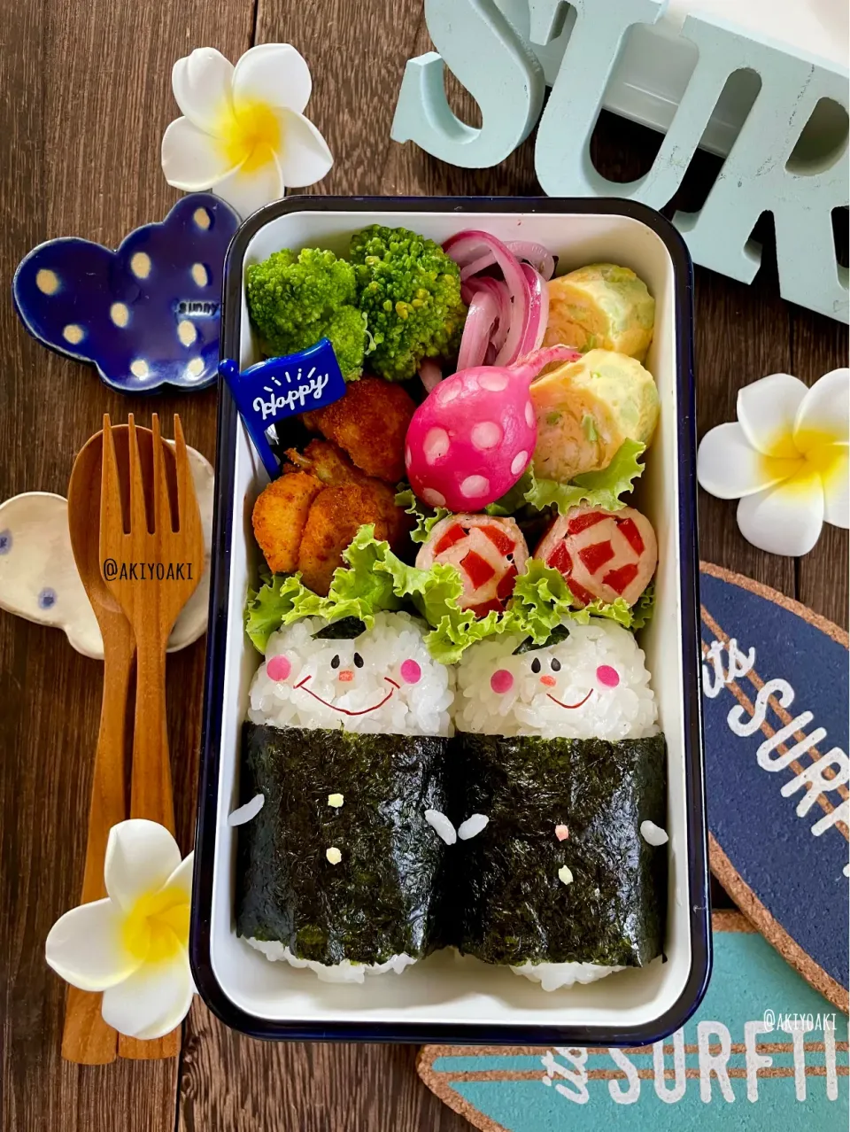 Snapdishの料理写真:仲良しおにぎり弁当|Akiyoෆ¨̮⑅さん