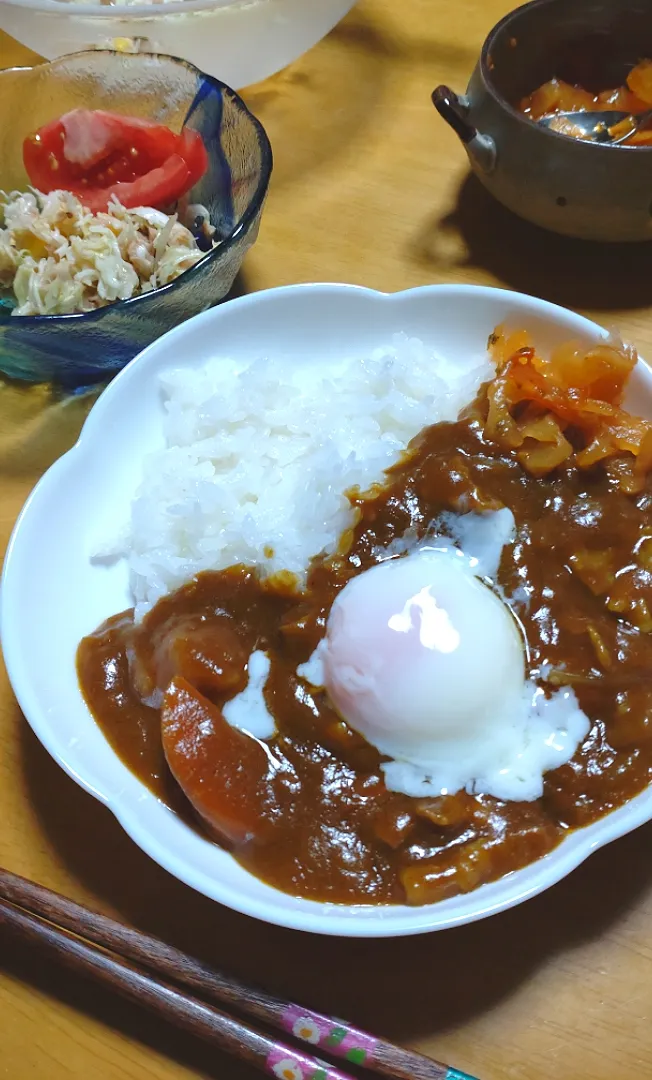 ２日目のカレーに温玉|しまだ ちえこさん