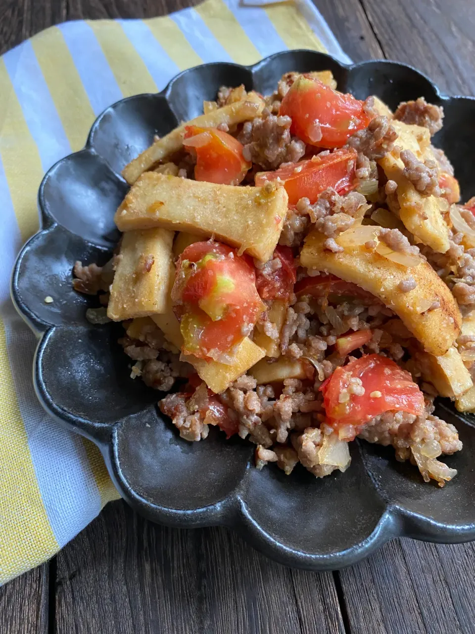 高野豆腐のピリ辛ごま味噌炒め|ちぐあささん