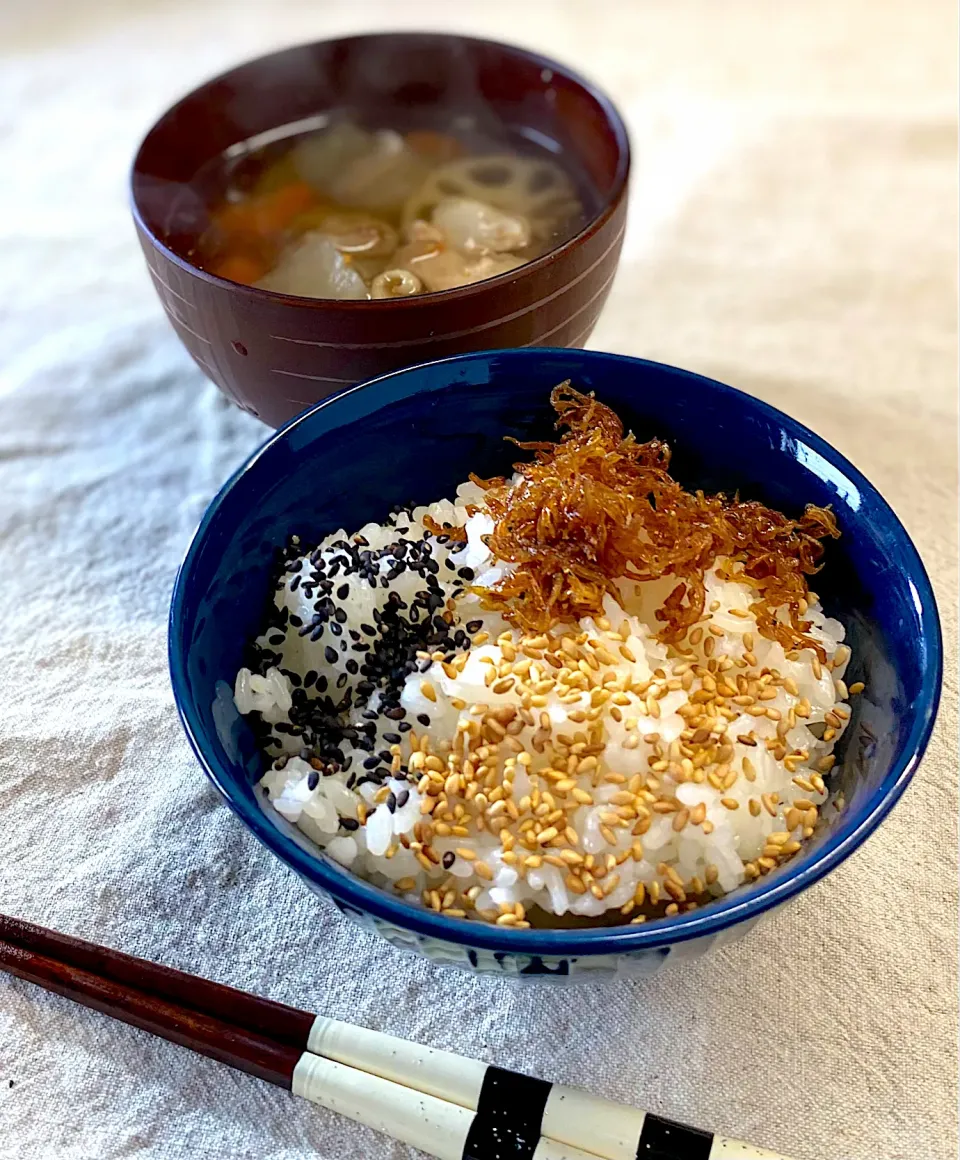 ご飯に胡麻|かっちゃん杉さん