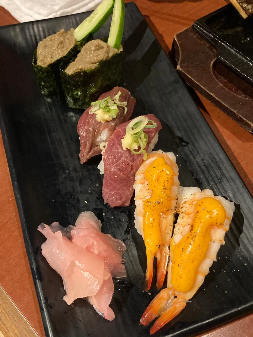 Snapdishの料理写真:カニ味噌、馬肉赤身、海老炙りチーズ|Kojiさん