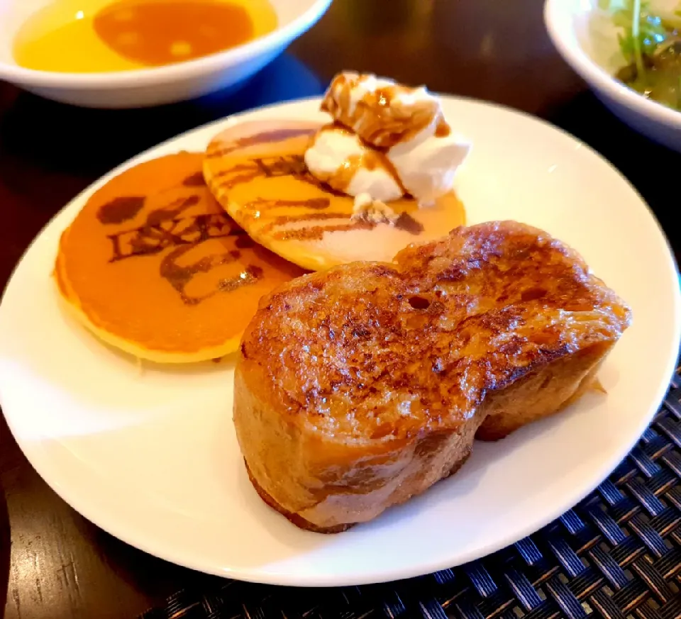 pancake french toast|Sobolさん