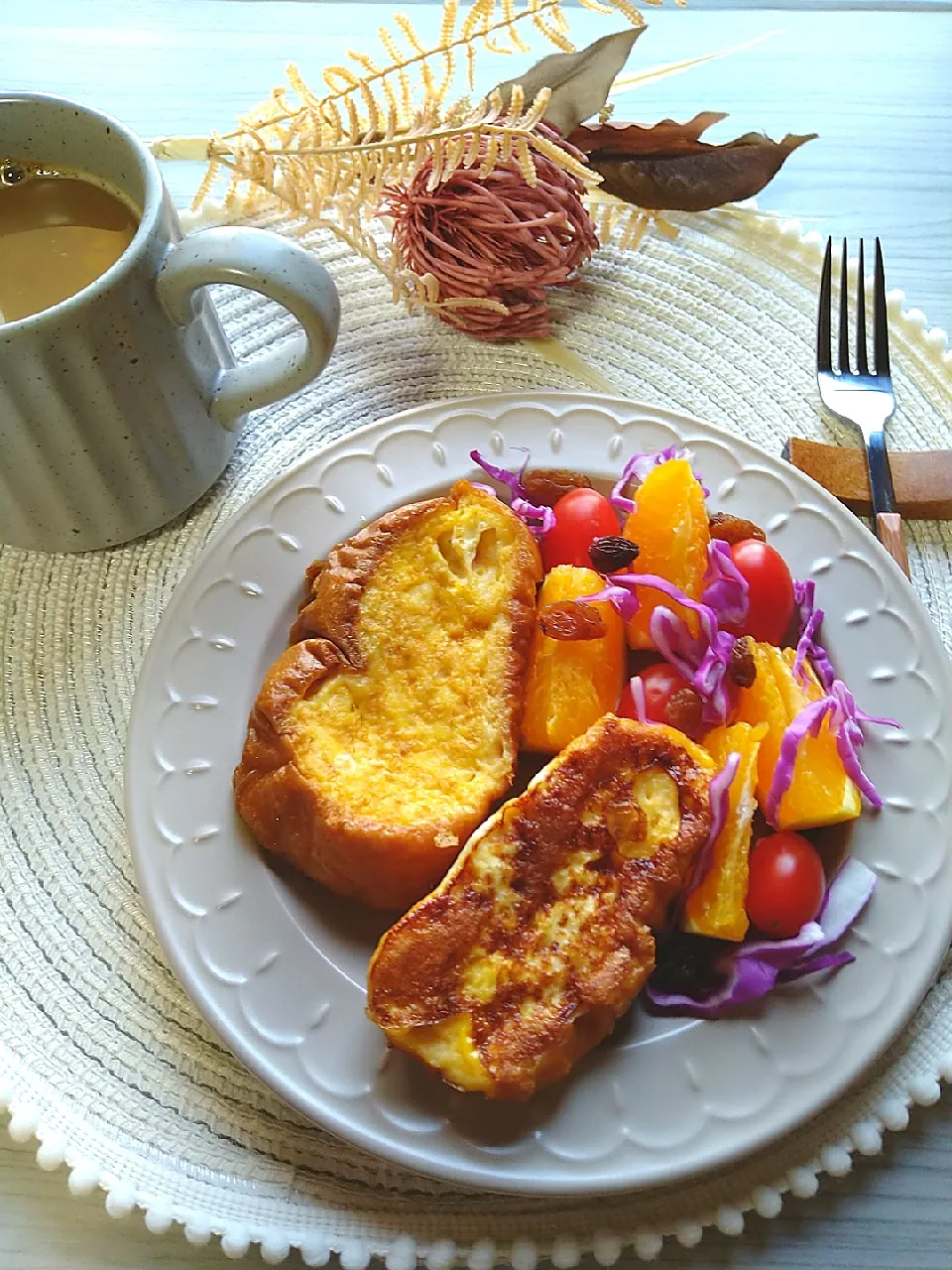 Snapdishの料理写真:フレンチトーストとサラダのワンプレート朝ごはん(⁠◕⁠ᴗ⁠◕⁠✿⁠)|akubiちゃんさん