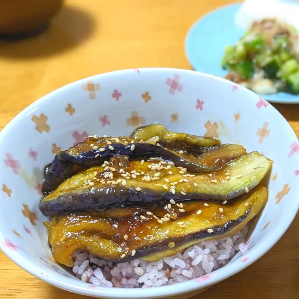 茄子の蒲焼丼|きなこもちさん