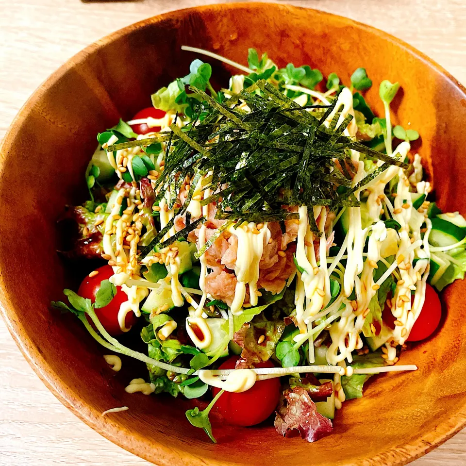 Snapdishの料理写真:🙂シーチキンマヨサラダ丼🙂|Laniさん