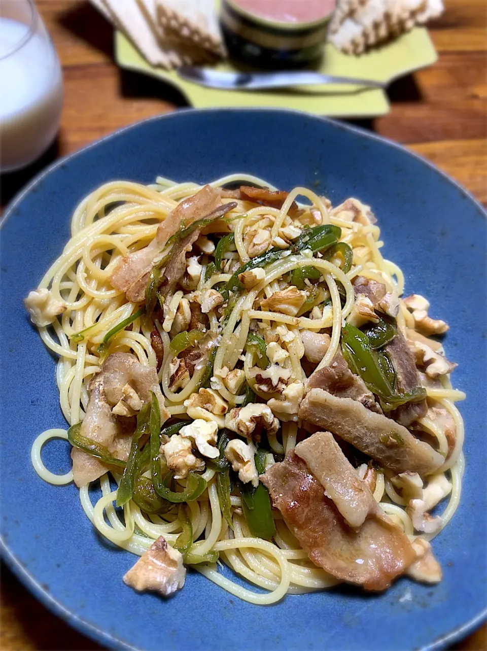 豚バラと胡桃の焦がし味噌パスタ|みきさん