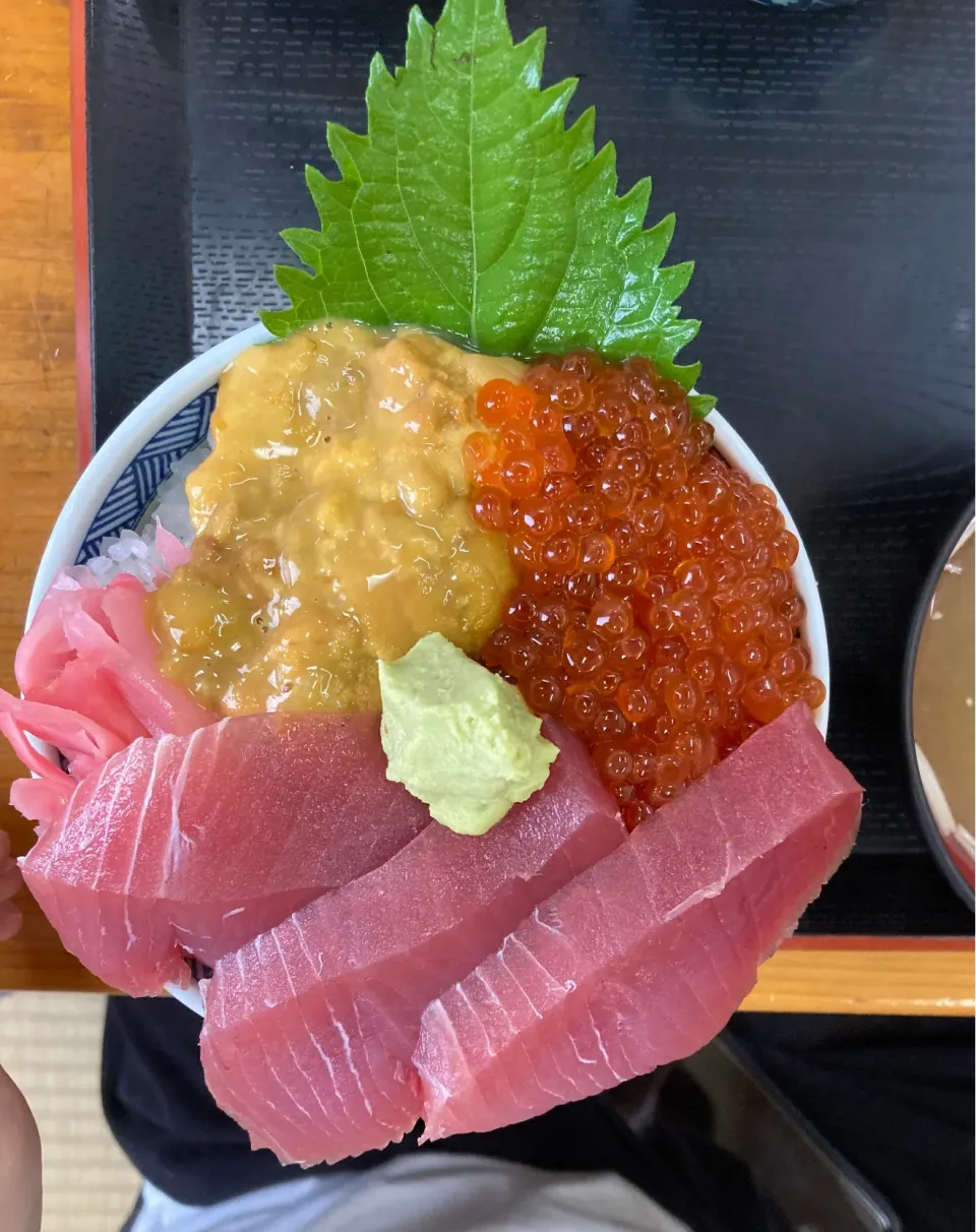 Snapdishの料理写真:三食丼@銚子 浜めし|小次郎さん