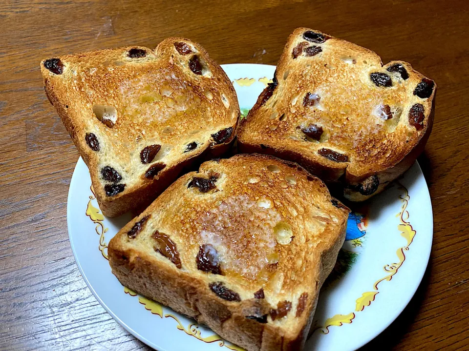 ぶどうパン|はっちぃさん