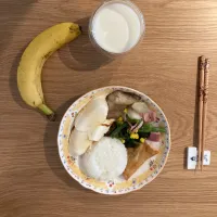 Snapdishの料理写真:バナナ朝ごはん|ふるるんさん