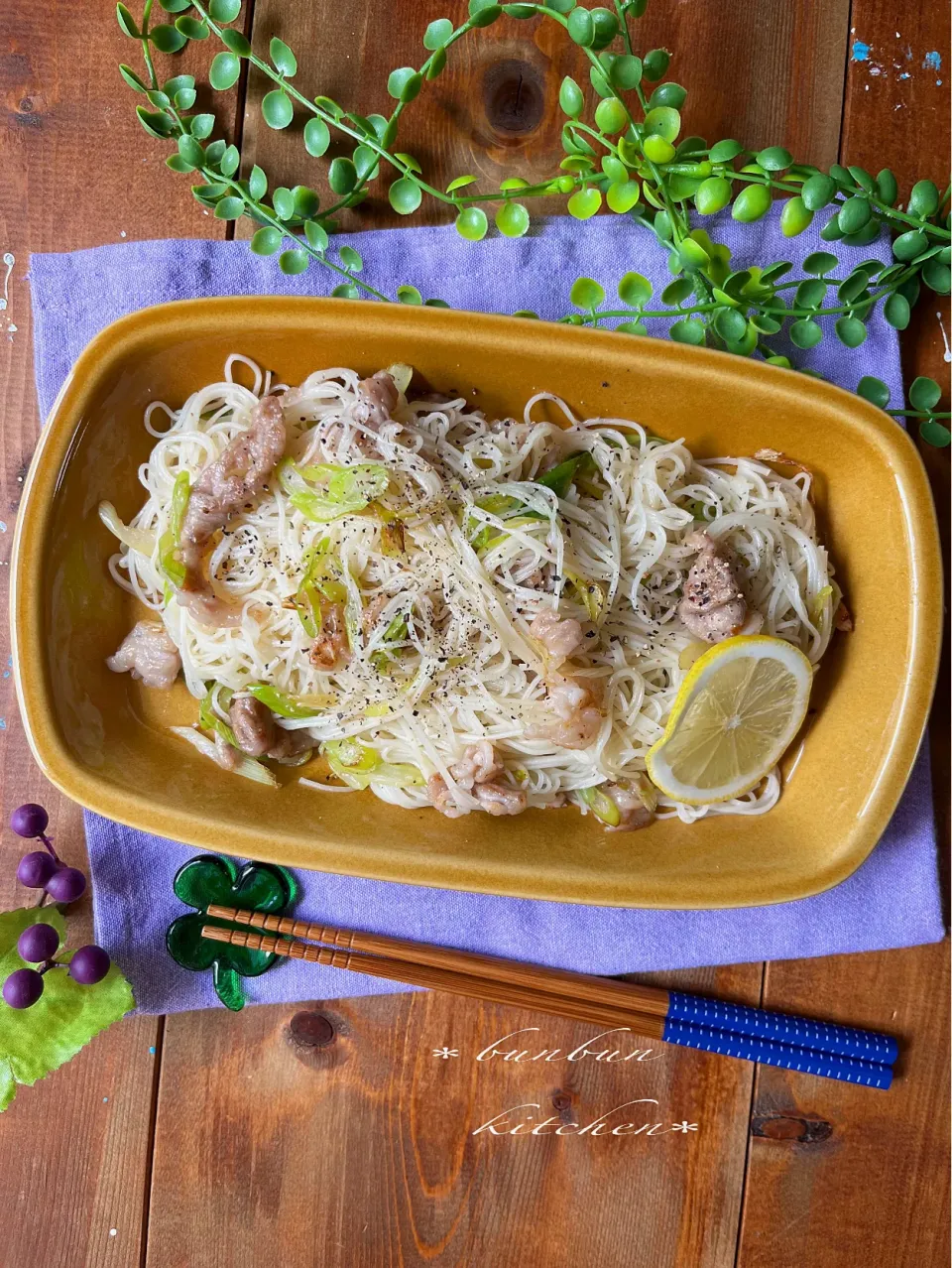 今日もまたリュウジさんの無限ねぎ焼きそうめん♡|ハナたなさん