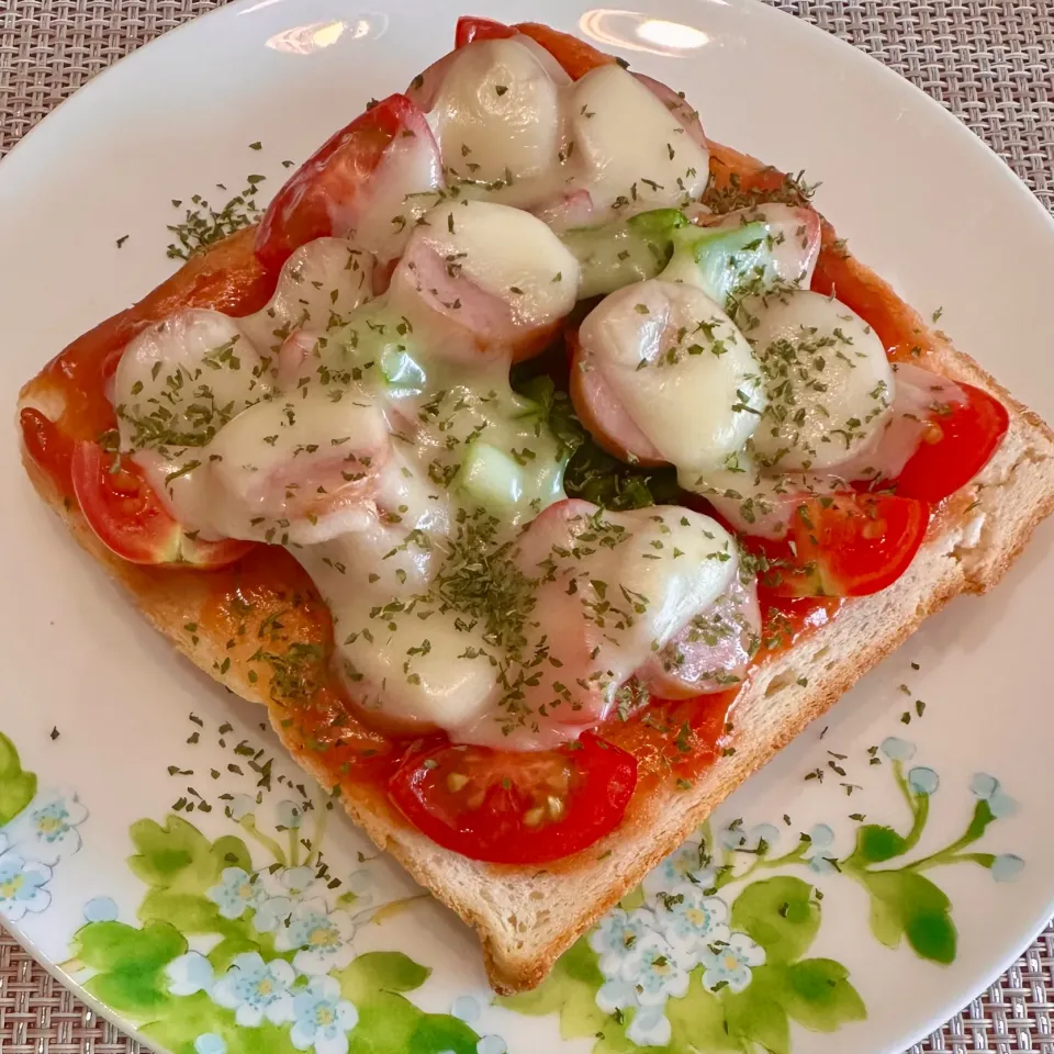 ピザトースト🍕|Jean Nobyさん