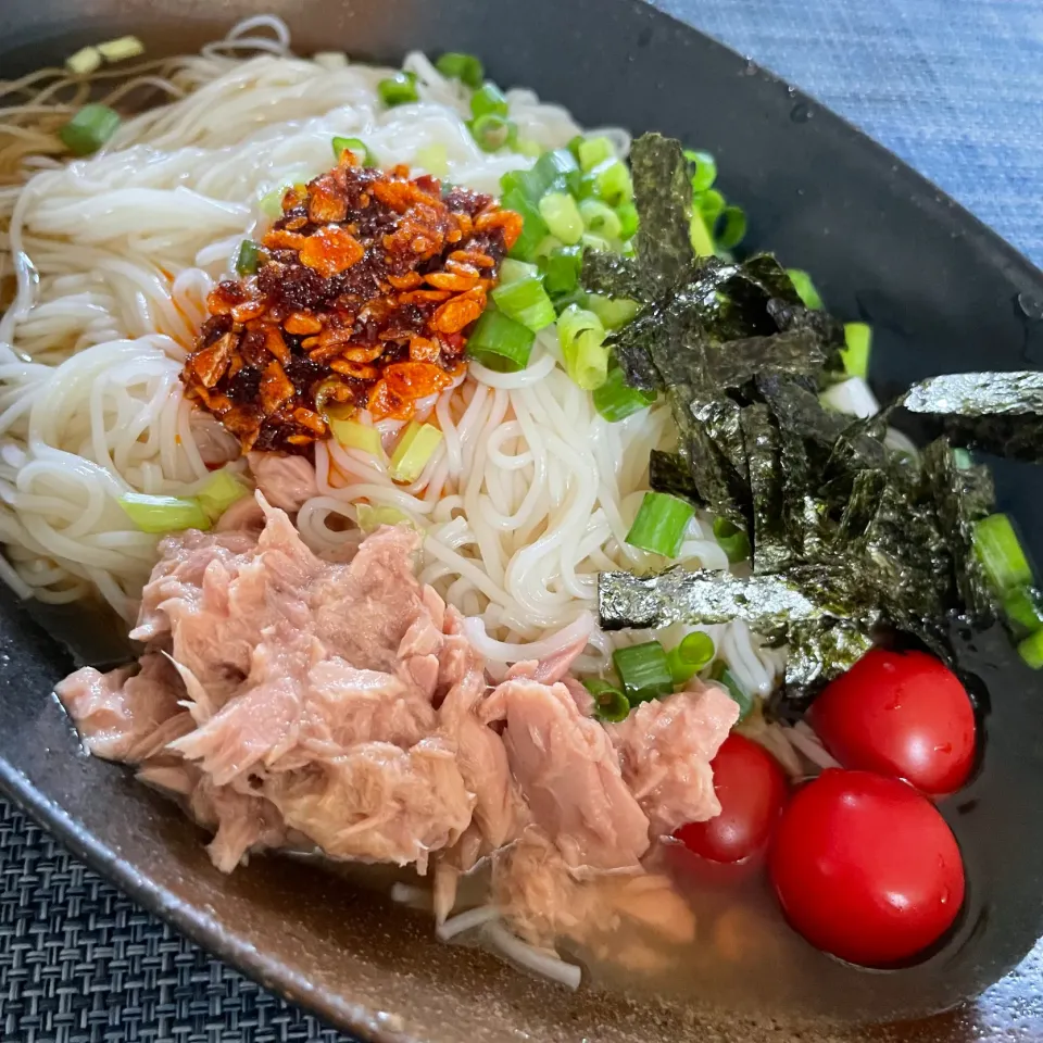 そろそろシーズン終わりのぶっかけ素麺|kazzz3さん