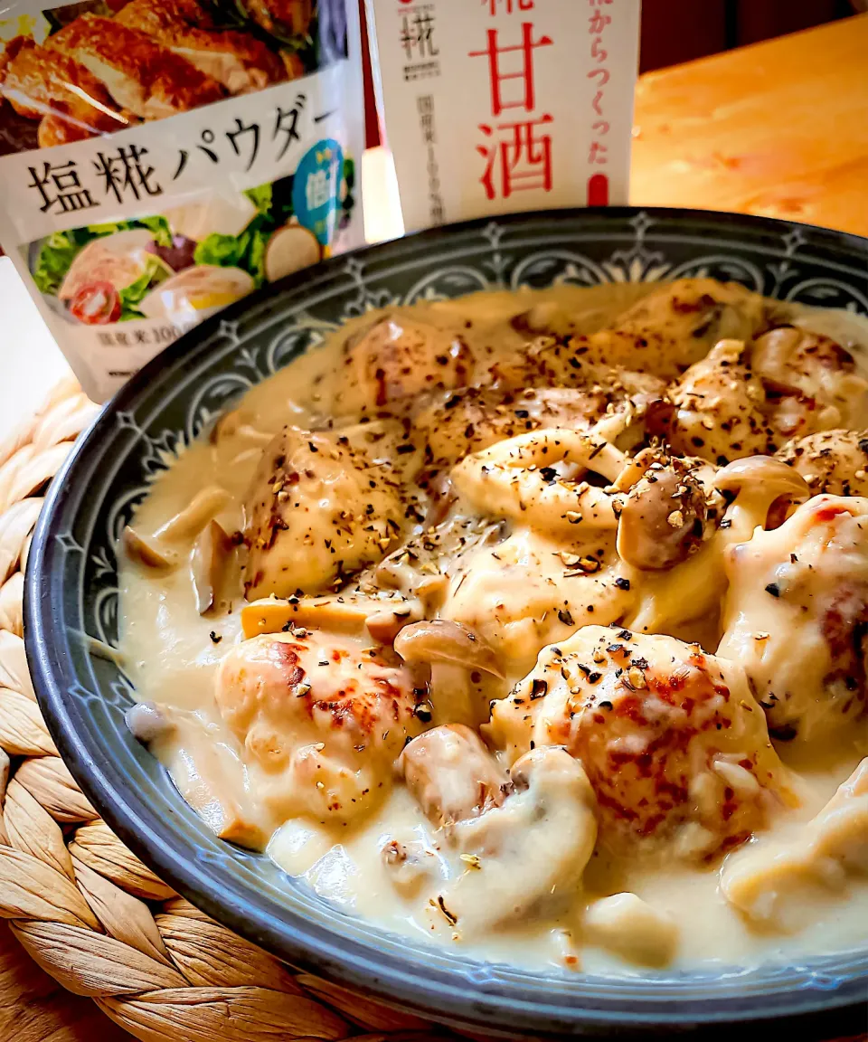 5分で鶏胸しっとり✨️鶏胸肉のレモンクリーム煮🍲|にゃんぺこさん