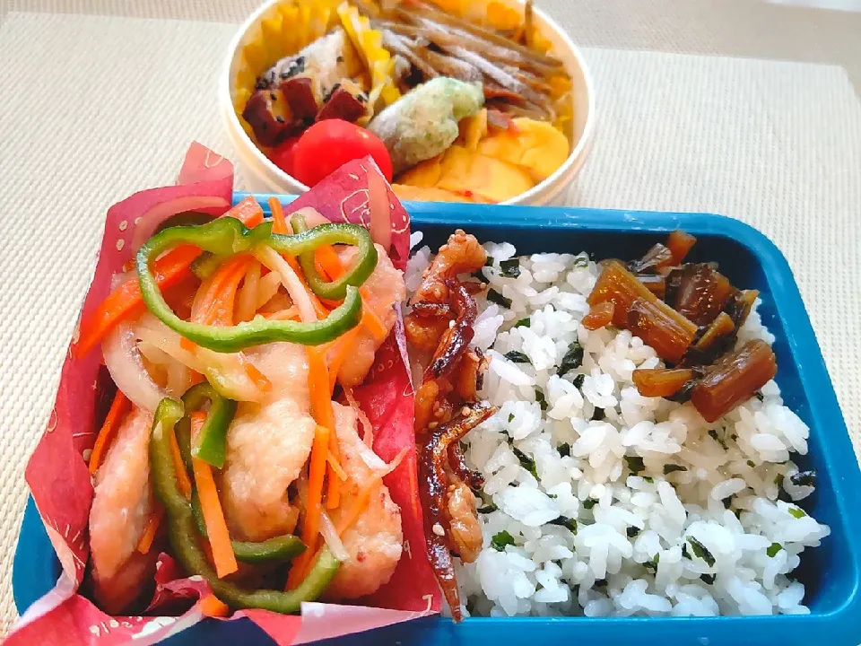 Snapdishの料理写真:鮭　鶏　南蛮弁当|まゆみさん