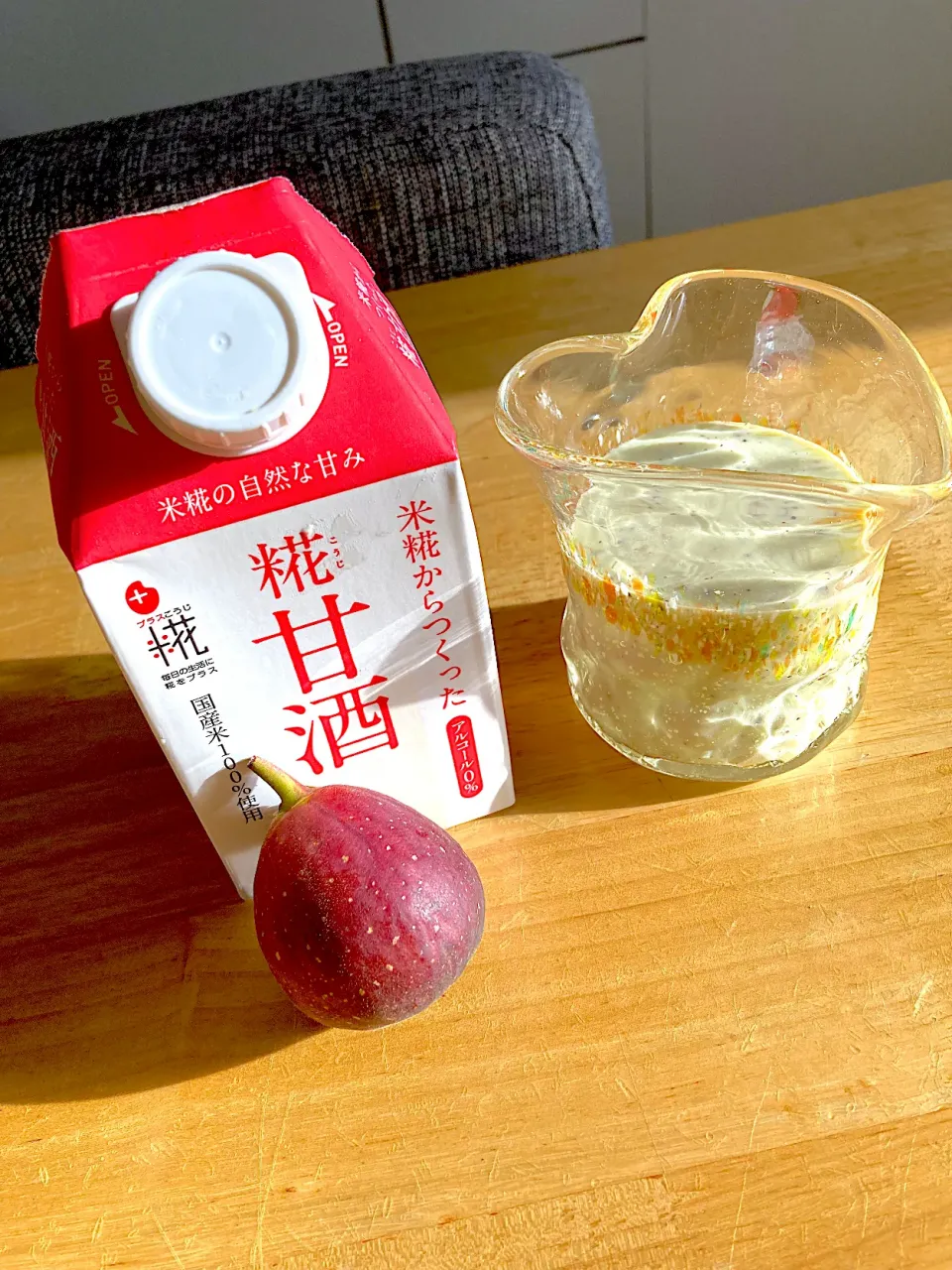 Snapdishの料理写真:エゴマオイル➕イチジク小松菜キウイ🥝の甘酒&無調整豆乳スムージー|さくたえさん