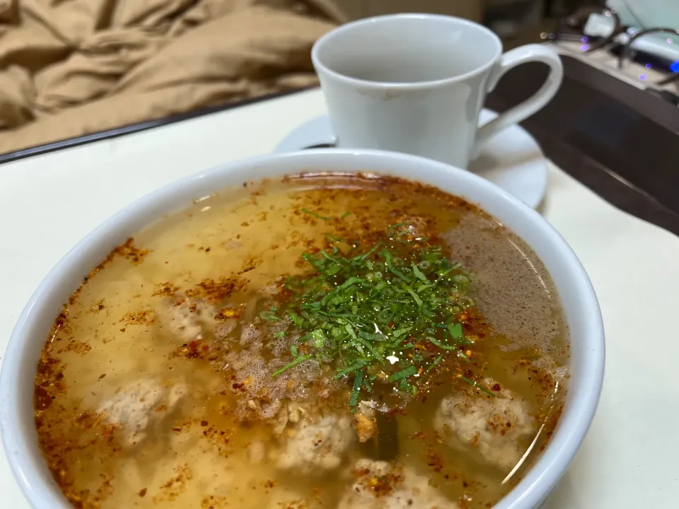 バンコクでの朝ごはん　タイ風雑炊とコーヒー☕️ 美味しかった|Mikoshiba Kazutoshiさん