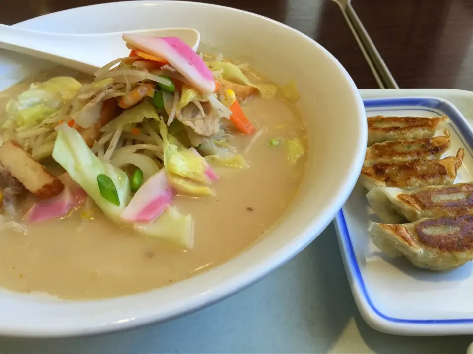 日本出国したのが5日
そろそろ日本食が恋しくなってきた　入院中じゃ食べにも行けないし　予定では2023/09/12帰国のはずだったのに|Mikoshiba Kazutoshiさん