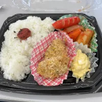 Snapdishの料理写真:ご飯  チキンチーズパン粉焼き たまごサラダ  トマト風味ポトフ|抹茶アイスさん