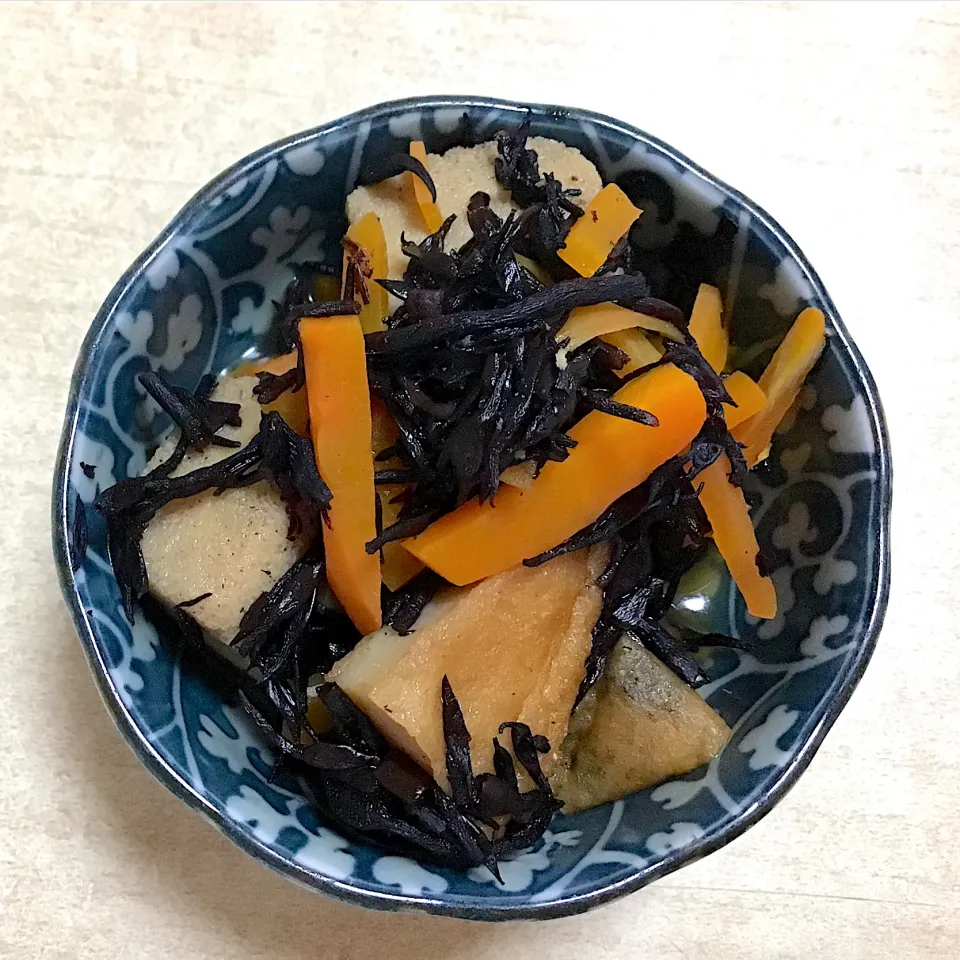 高野豆腐とひじきの煮物|春の日さん