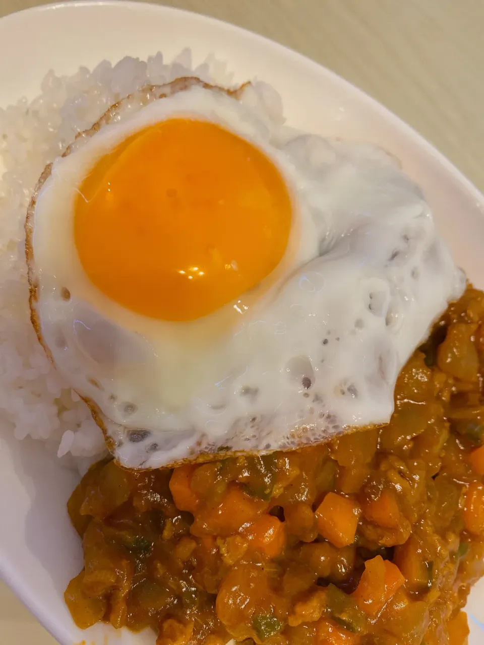 Snapdishの料理写真:ドライカレー🍛|ちょこさん