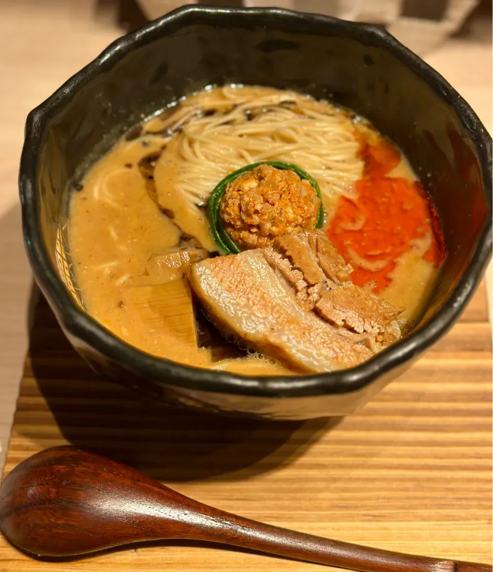 ドロドロ超濃厚スープのラーメン🍜|にゃあ（芸名）さん