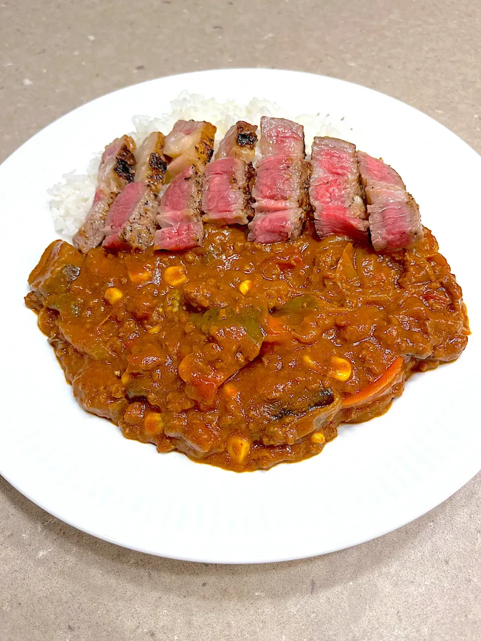 夏野菜ステーキ🥩カレー🍛！|Mayumiさん