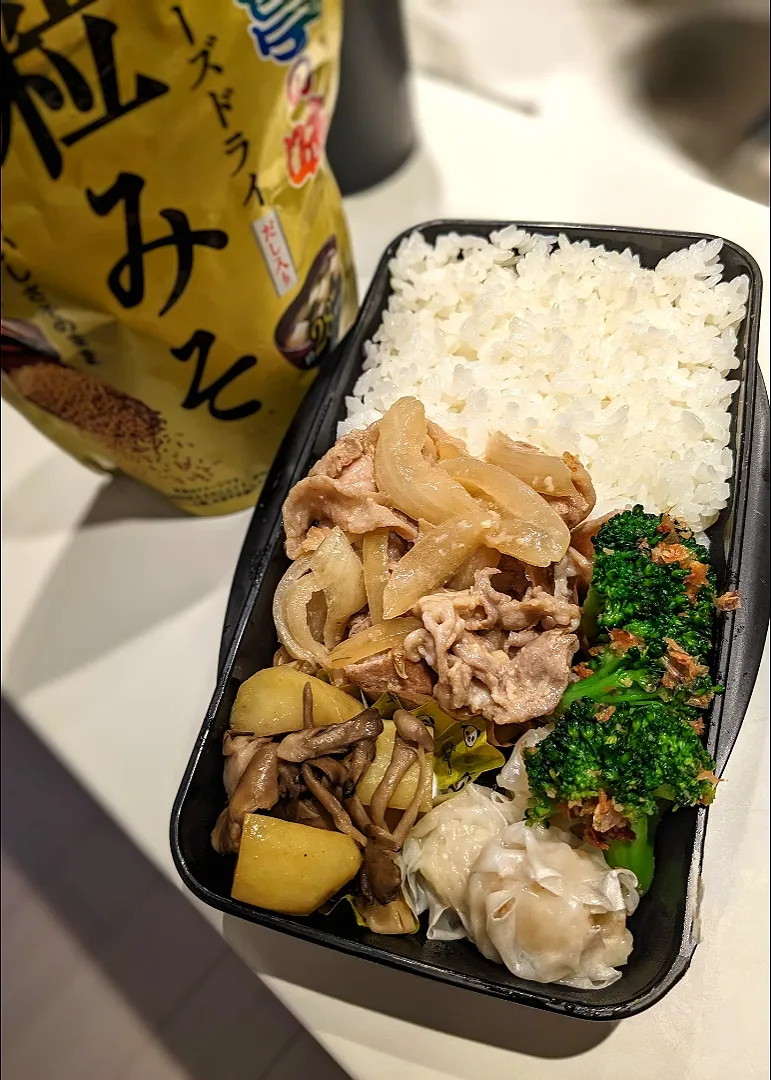 Snapdishの料理写真:粒味噌弁当|きゅーさん