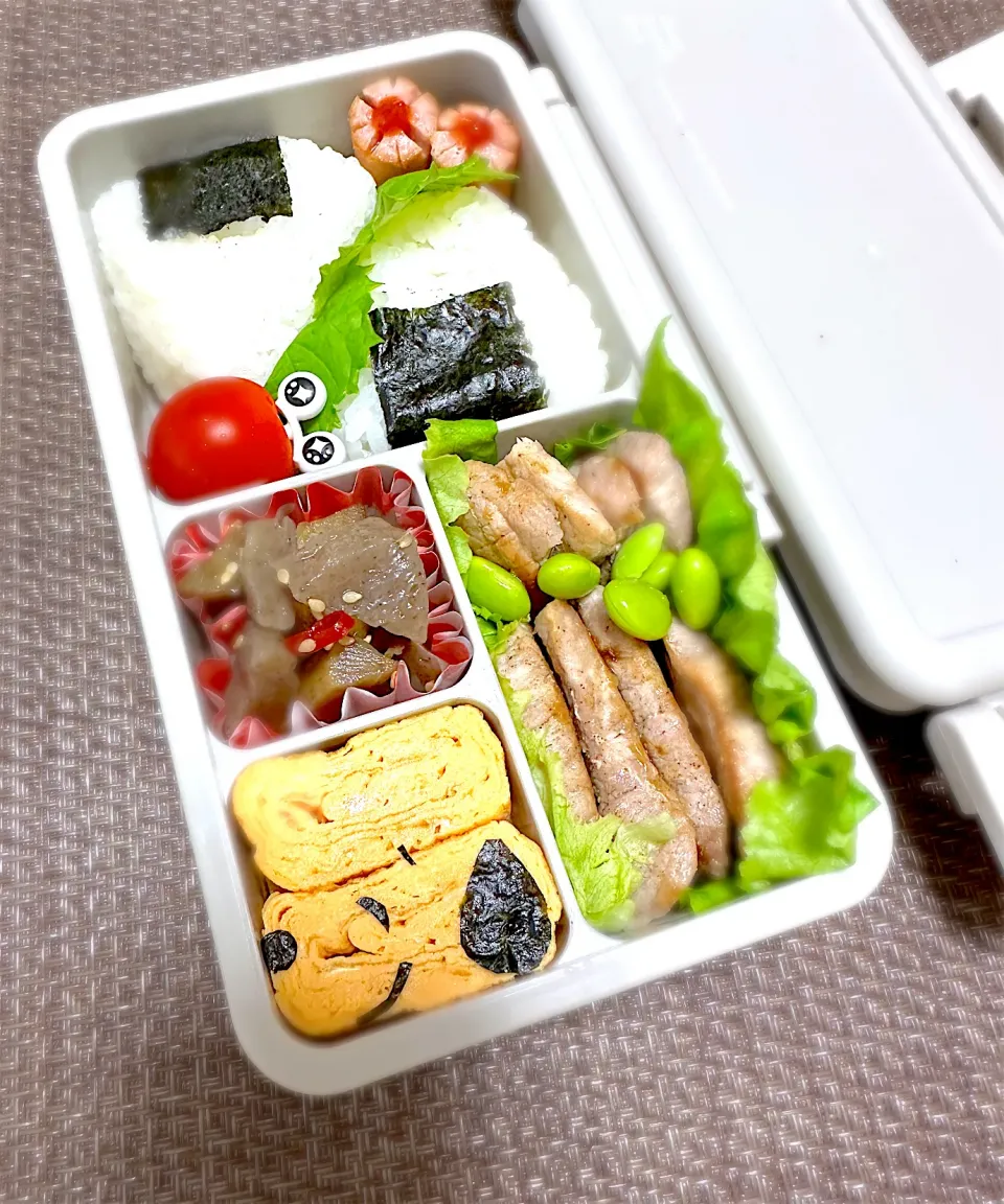 Snapdishの料理写真:LJK弁当🍱〜豚ロース梅風味・玉子焼き(娘作)・こんにゃくゴボウピリ辛・ソーセージ・枝豆|華恋さん