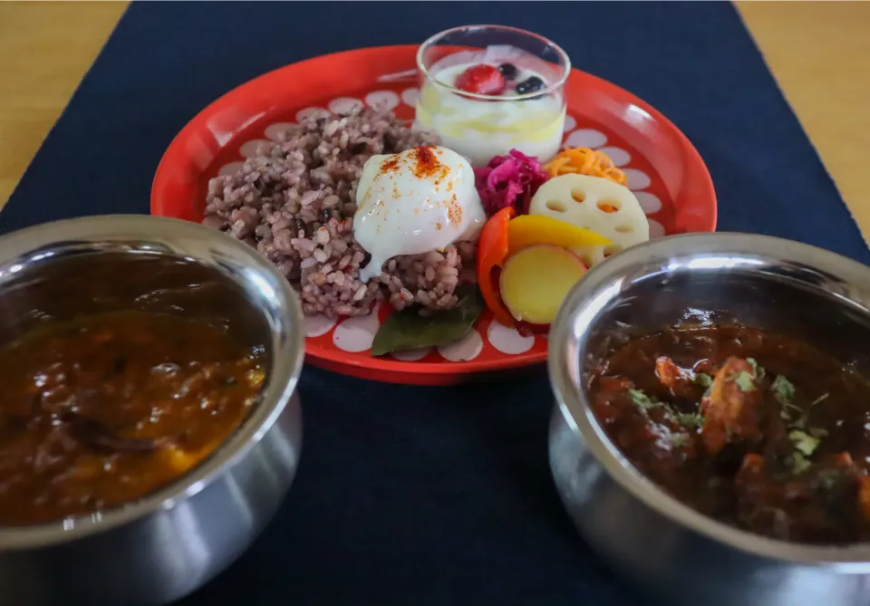 スパイスカレー2種　チキンとココナッツダルカレー|sho_shoさん