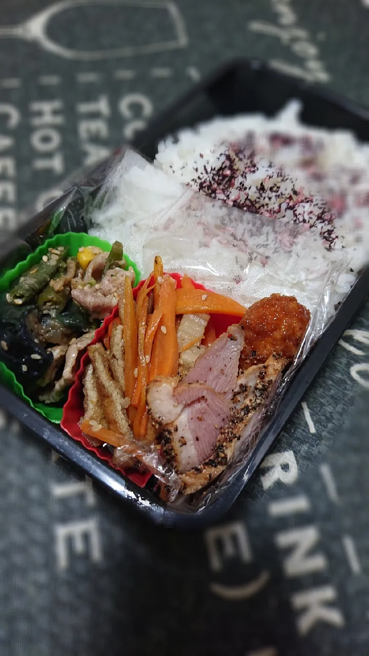 旦那さんお弁当🍱🍱|まなみさん