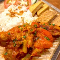 Snapdishの料理写真:Ayam bumbu pedas|Mommy Gさん