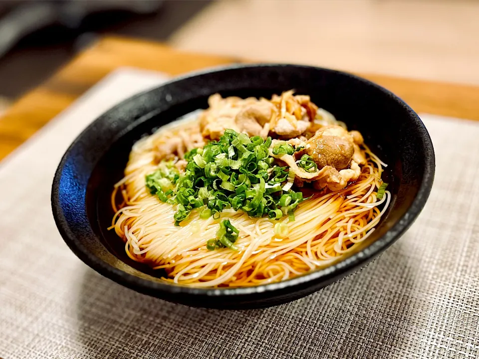 Snapdishの料理写真:豚こま水晶漬けと素麺|ぽんかんさん