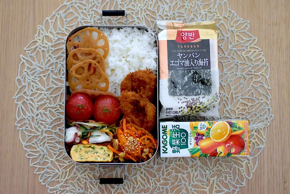 Snapdishの料理写真:娘弁当『アジフライ』|dra-kichiさん