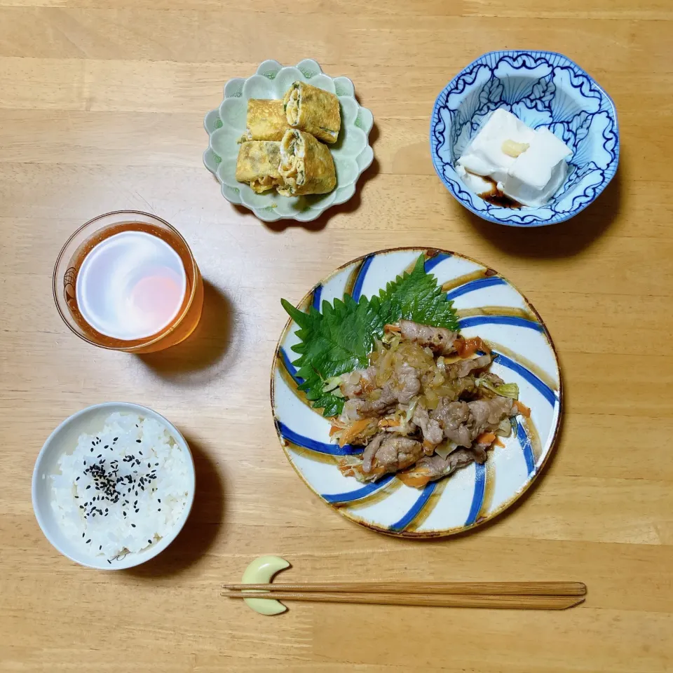 Snapdishの料理写真:キャベツの豚肉巻きの甘酢だれ|ちゃみこさん