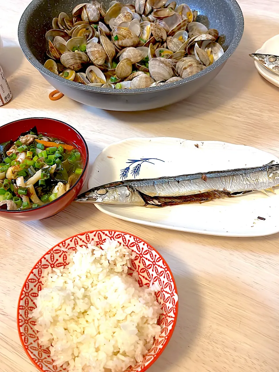 Snapdishの料理写真:秋刀魚の塩焼き|はぁたんこぶさん