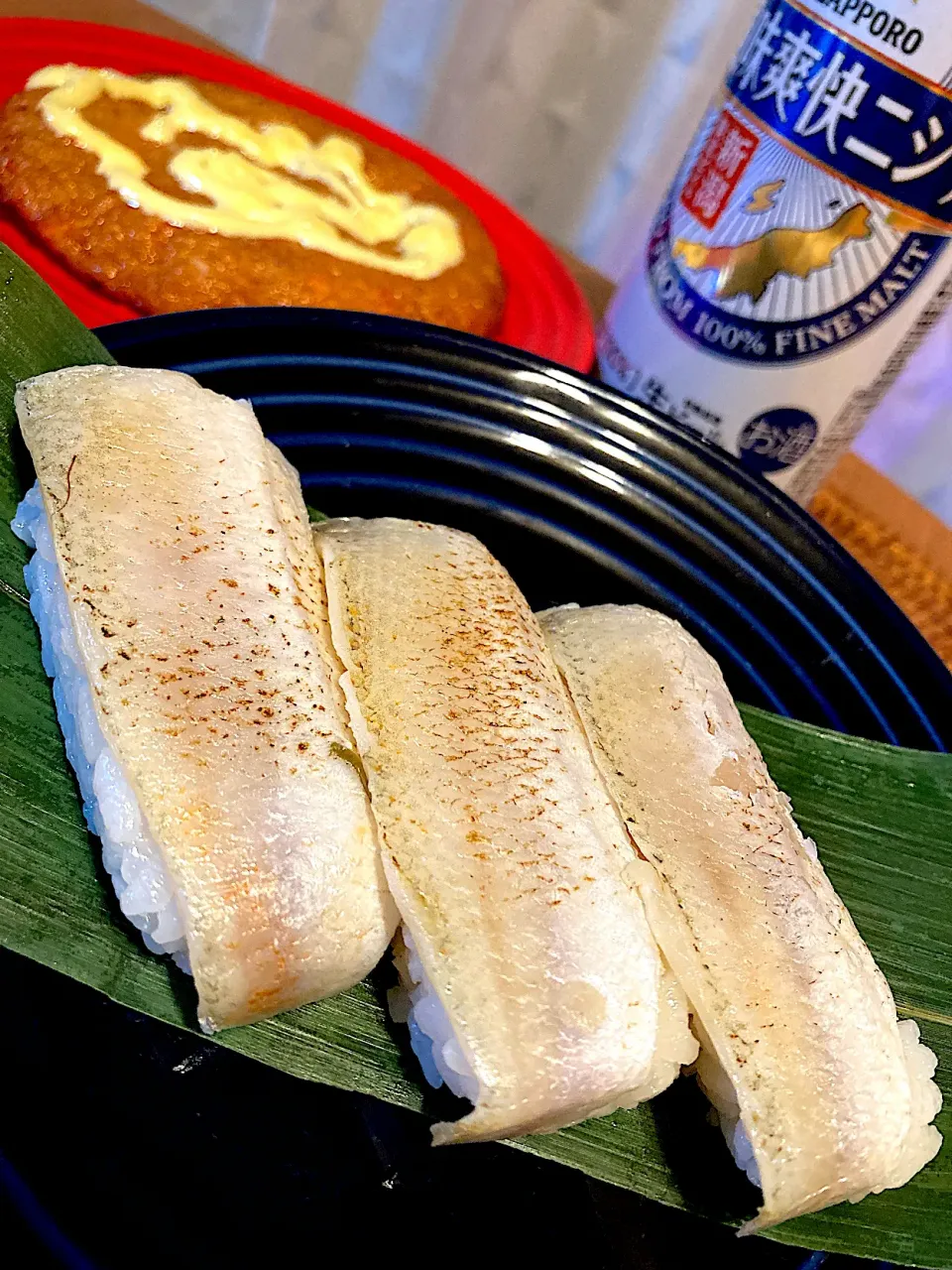 Snapdishの料理写真:富山のお土産ののどぐろ寿司、さつま揚げマヨ焼きで乾杯です😆🍻🐟💕✨|アイさん