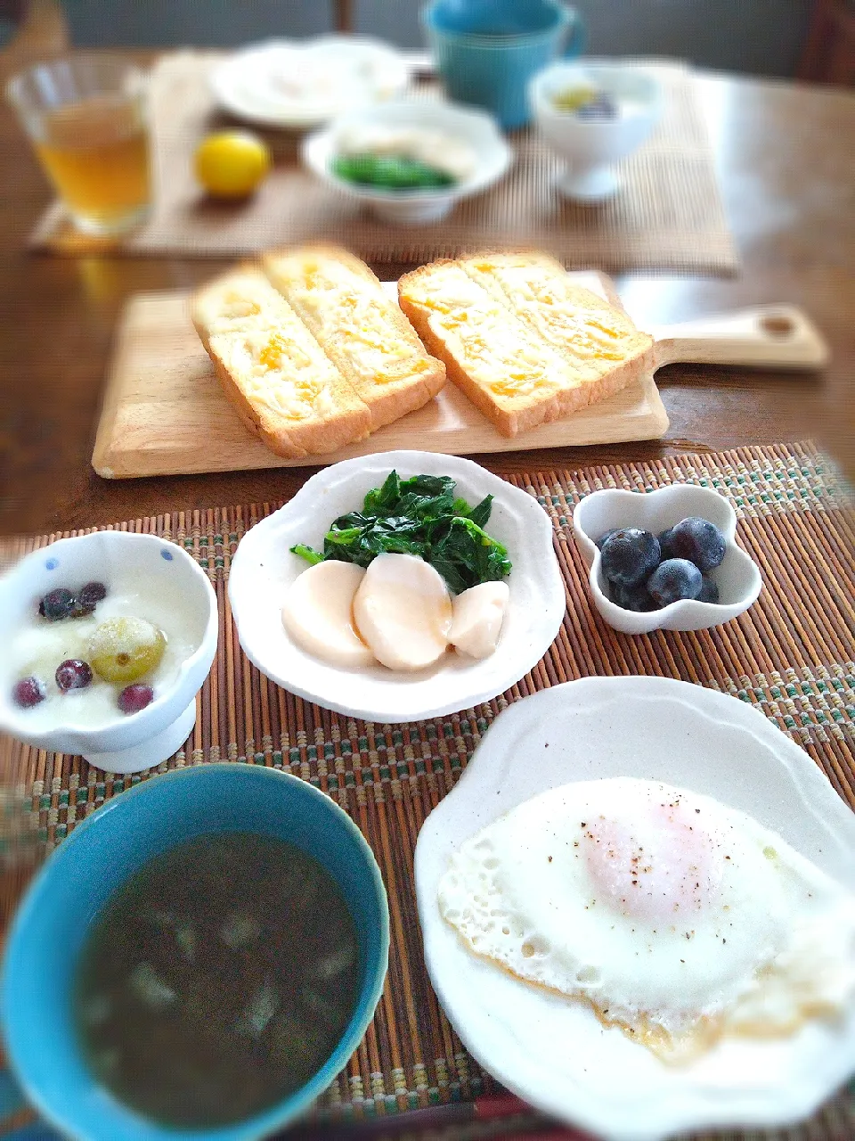 朝ごはん🌄！|まめころさん