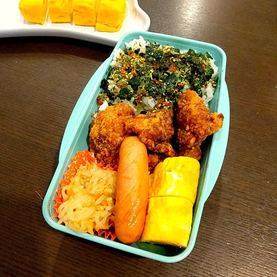 Snapdishの料理写真:唐揚げ弁当🍱|Rieさん