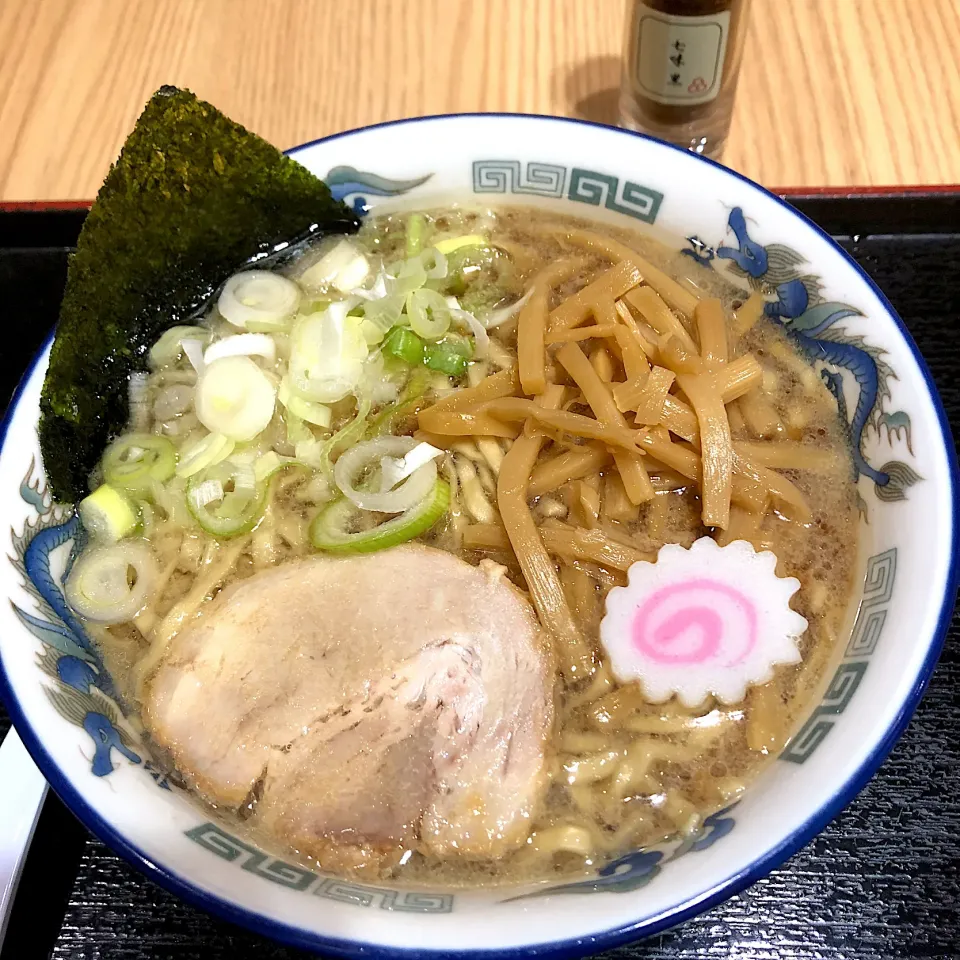 舎鈴のラーメン|ユキちゃんさん