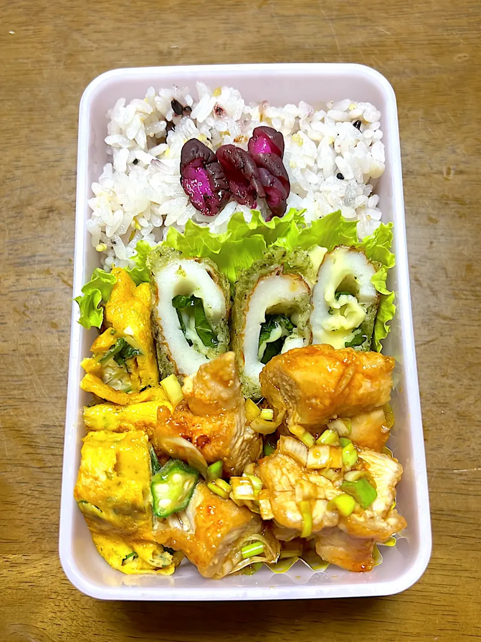 鶏むね肉の油淋鶏とちくわチーズ磯辺焼きお弁当🍱|たるぎさん