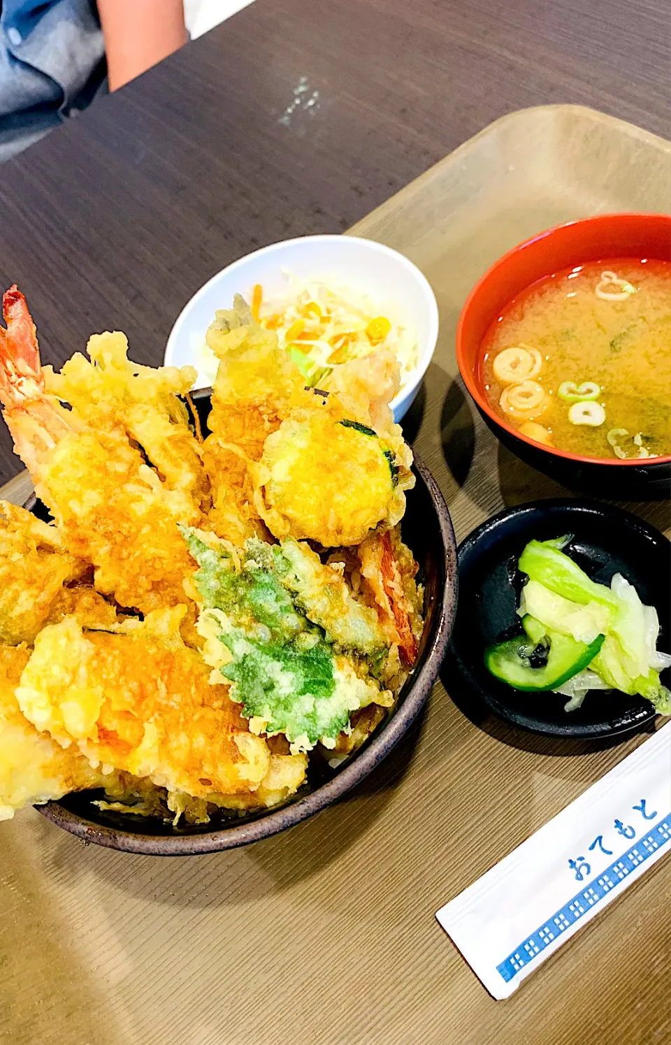 海鮮天丼。すごいボリューム。|ちはるさん