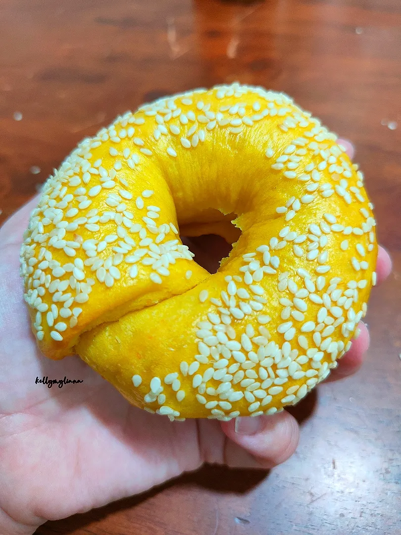 White Sesame Pumpkin Bagel🥯|kellymyliana_tew@yahoo.com.sgさん