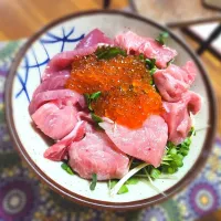 Snapdishの料理写真:伊勢マグロの海鮮丼|あいこさん