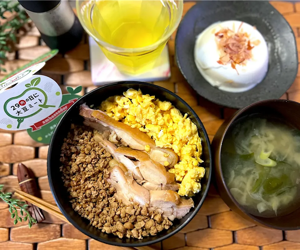 鶏そぼろ丼はやっぱうまい😋|noeさん